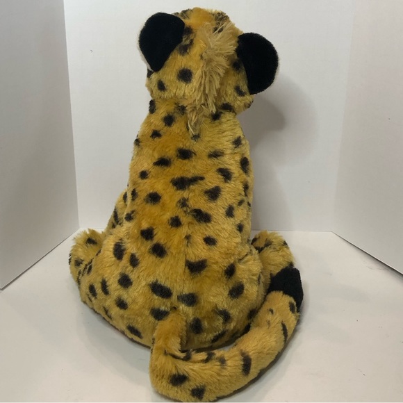 Wild Republic Cheetah Cub Realistic Plush Stuffed Animal 10 1/2 inches - Picture 2 of 6